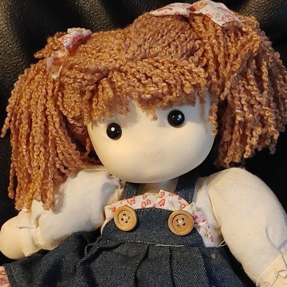 🌺Musical Doll for BUZZ Montreal - Picture 3 of 9